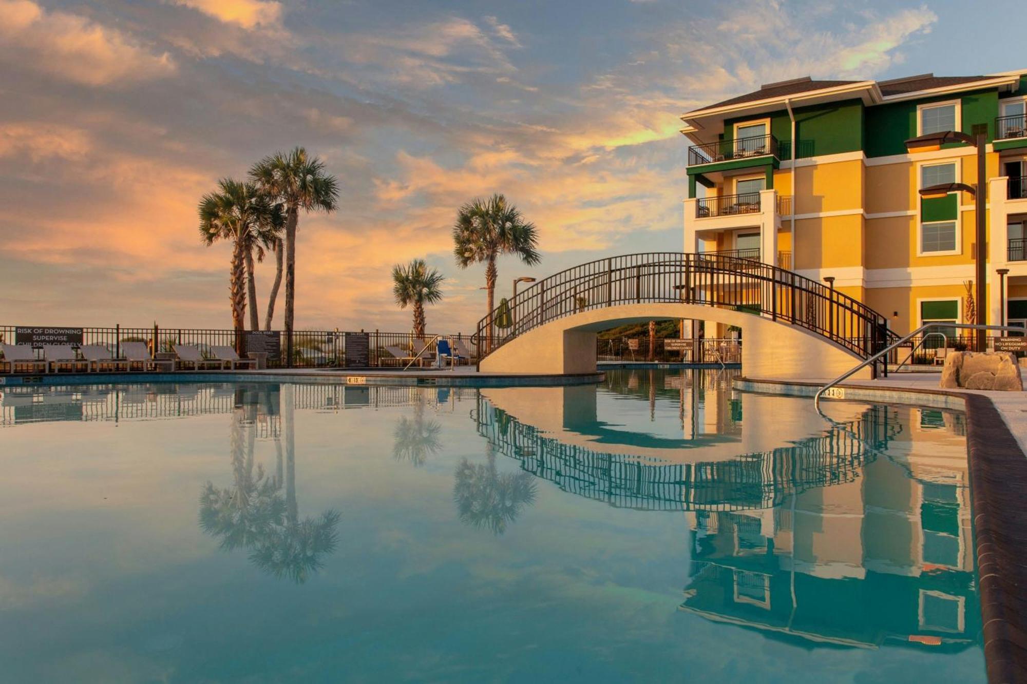 Hotel Courtyard By Marriott Jekyll Island Esterno foto
